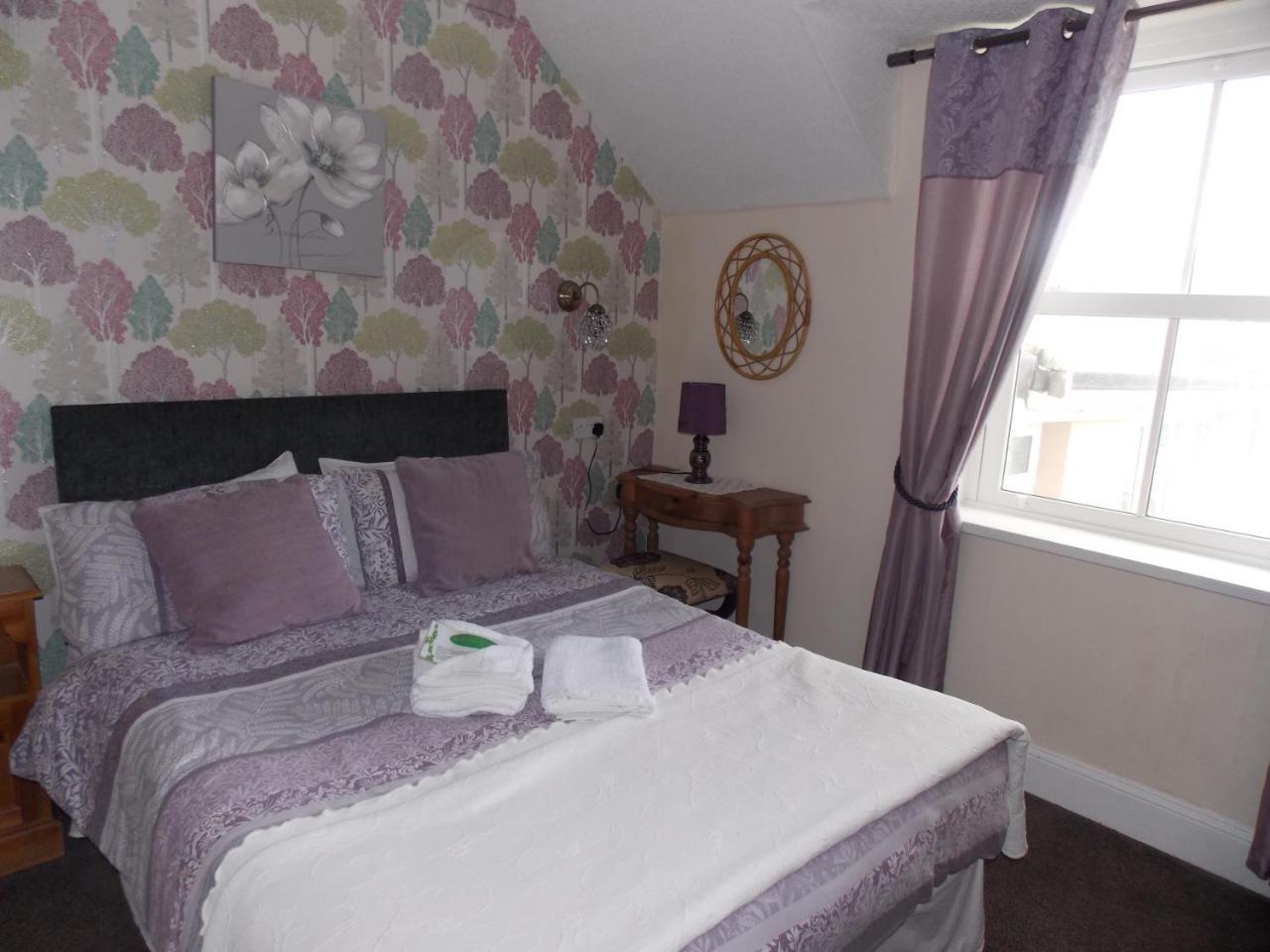 Ivy Bank Guest House Tenby Extérieur photo