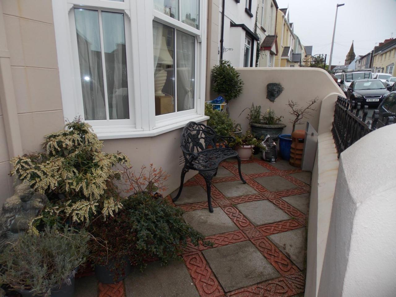 Ivy Bank Guest House Tenby Extérieur photo