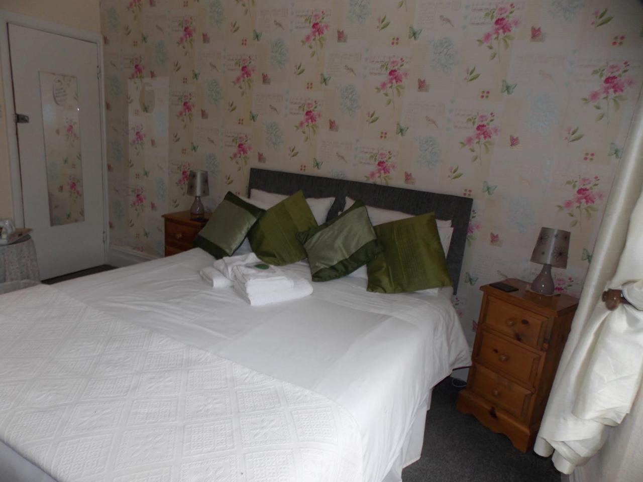 Ivy Bank Guest House Tenby Extérieur photo