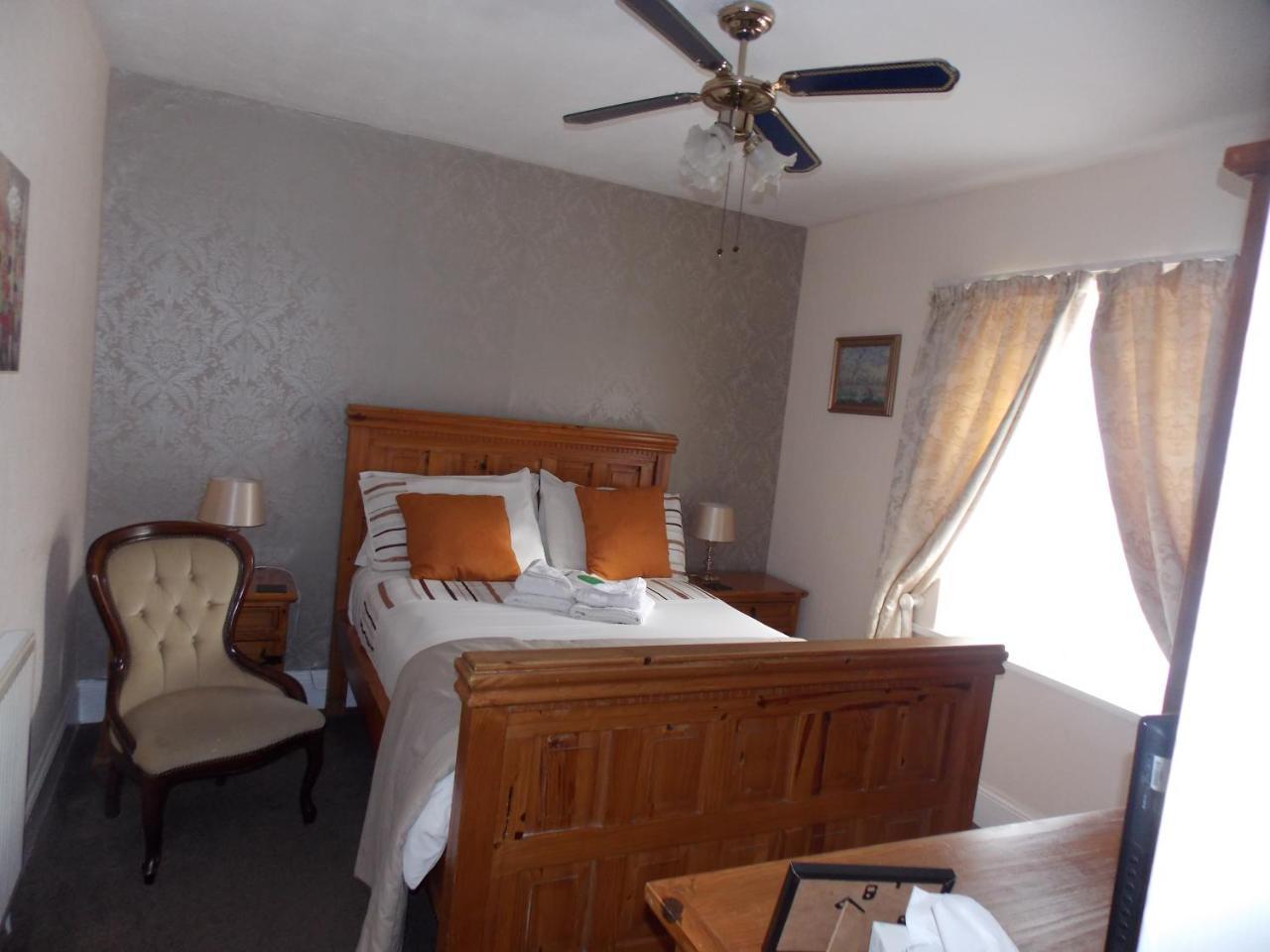 Ivy Bank Guest House Tenby Extérieur photo
