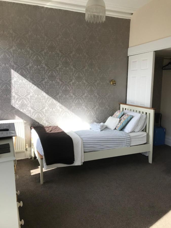 Ivy Bank Guest House Tenby Extérieur photo