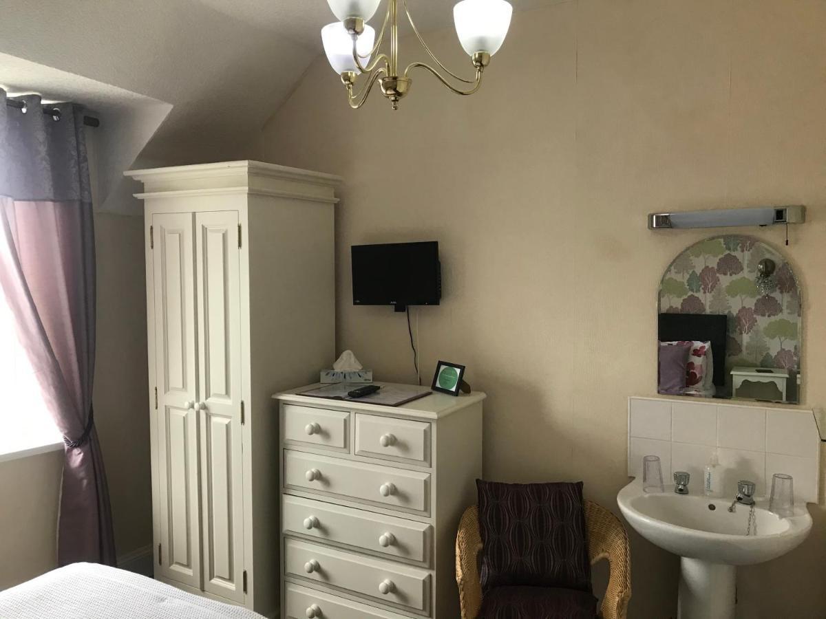 Ivy Bank Guest House Tenby Extérieur photo