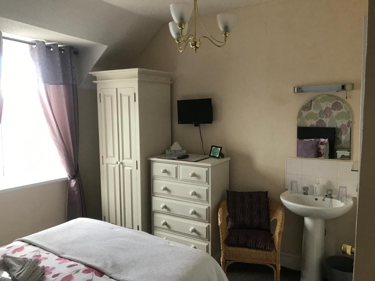 Ivy Bank Guest House Tenby Extérieur photo